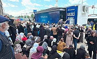 Van'da sosyal yardımlar için kuyruk çilesi… 120 bin ihtiyaç sahibi günlerdir sıra bekliyor