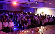 span style=color:#ff0000Madımakta yitirilen canlar Çiğli#39;de anıldı/span