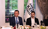 span style=color:#ff0000Tutuklu Çankaya Belediye Başkanı Hüseyin Can Güner CHP#039;den istifa etti/span