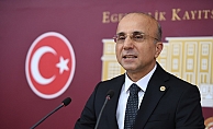 Genç: "Türkiye’de emekçi Almanya’dan yüzde 25 fazla çalışıyor, asgari ücret ayın 18 gününe yetiyor"