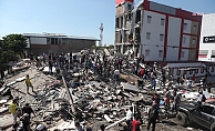span style=color:#ff0000Kolombiya#039;da 7,4 büyüklüğünde deprem: 111 kişi hayatını kaybetti/span