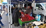 span style=color:#ff9900Isparta pazarında ortak sorun hayat pahalılığı: On kilo ceviz satamadım/span