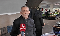 Semt pazarında yurttaşlar hayat pahalılığından yakındı: "Asgari ücreti veren pazara çıkıp alışveriş yapsın"