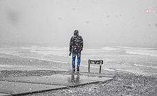 Meteoroloji Genel Müdürlüğü (MGM), bugün Akdeniz Bölgesi'nin doğusu ile Güneydoğu Anadolu Bölgesi'nin batı kesimlerinde kuvvetli kar yağışı beklendiğini bildirdi