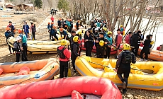 Munzur Çayı'nda rafting heyecanı başladı