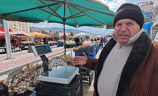 Yozgat’ta pazar esnafı dert küpü: “Memura, emekliye senede bir kere, mazota her gün zam geliyor”