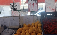 Limonun tanesini 24 liraya satıldığını gören yurttaşlar: “Nedir bu milletin çektiği”