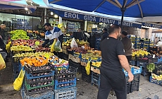 Iğdır’da manav ve üreticilerden belediyeden geçici izin talebi